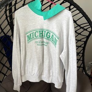 Sweatshirt with built in collar